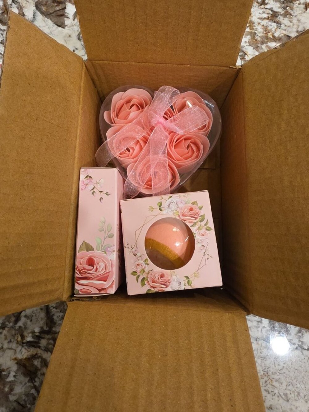 Pink Rose Self Care Gift Set - Bath Bomb, Handmade Soap, Faux Roses - New - Picture 3 of 8